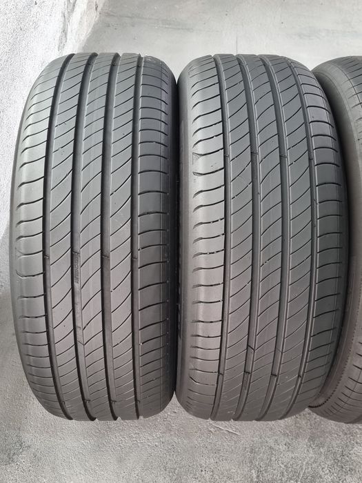 205/55/16 Michelin 4Броя: 170€ 6.3мм