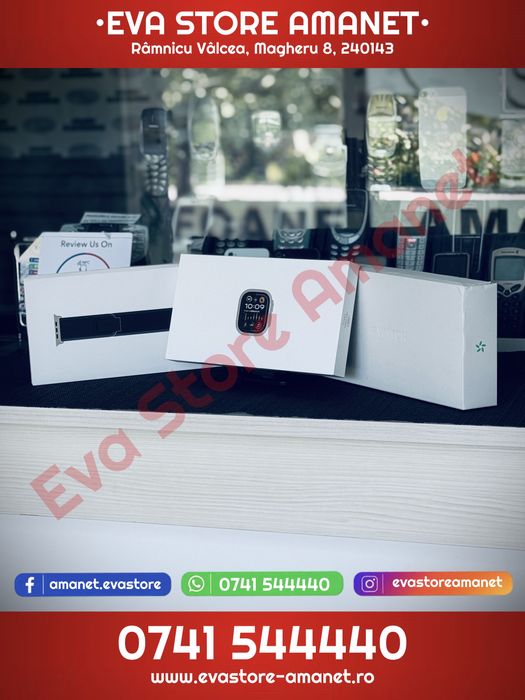 Apple Watch Ultra 2 Titanium Blue/Black 49mm A2986 Trail Loop Band