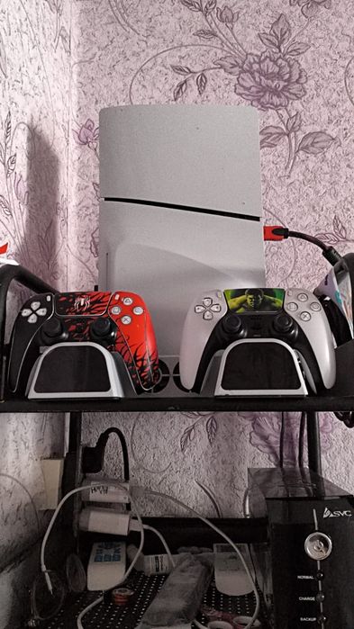Ps5 Слим с играми  продам