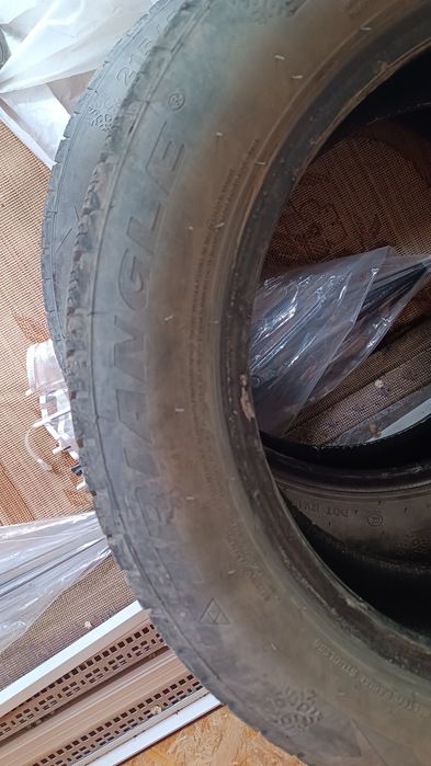 Продам шины 215/60/17 парные