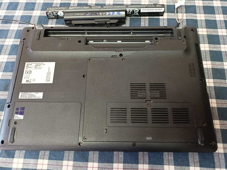 Elemente Fujitsu LifeBook A555