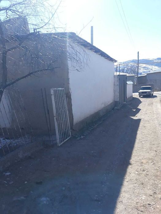 Срочно продается участок. Возможен обмен. 11 соток. .