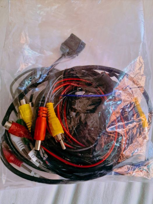 Мултимедиен видео плейър Carplay, Android Auto 6G+128 Qled + Усилвател