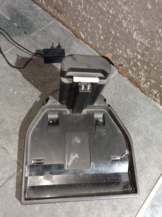 Продам пылисос безпроводной в рабочем состояние