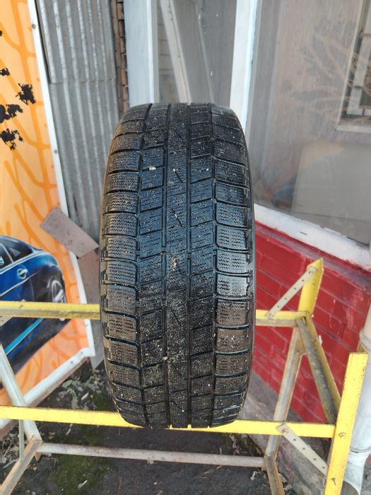 Продам шины б/у в хорошем состоянии