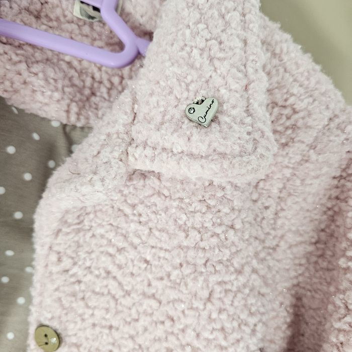 Детско палто 3-4 г ново необличано