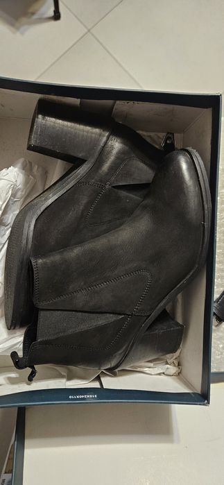 Продам батальоны черные из нубука