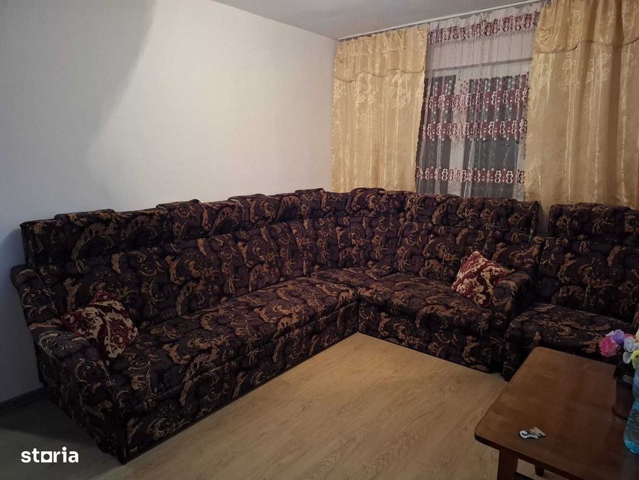 De vânzare apartament 2 camere zona APOLO