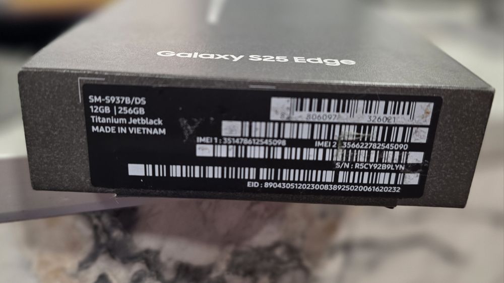 Galaxy S25 edge 5G 256GB. 12GB RAM. ca NOU !!