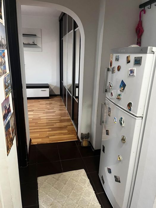 Inchiriez apartament 2 camere
