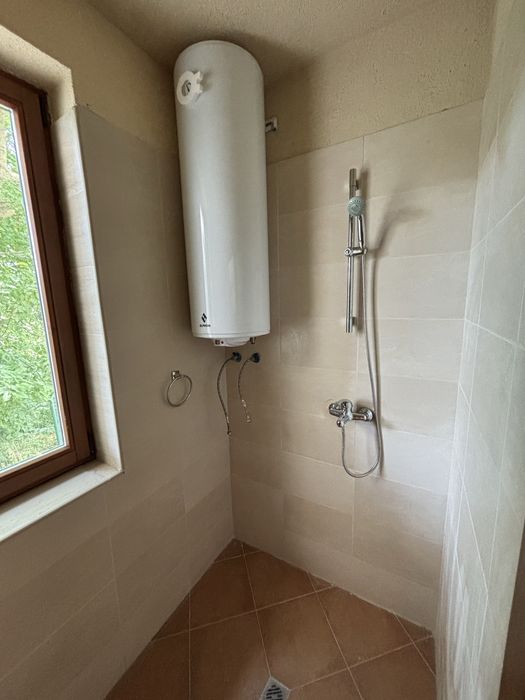 Тристаен в жилищна сграда с ниска такса поддръжка