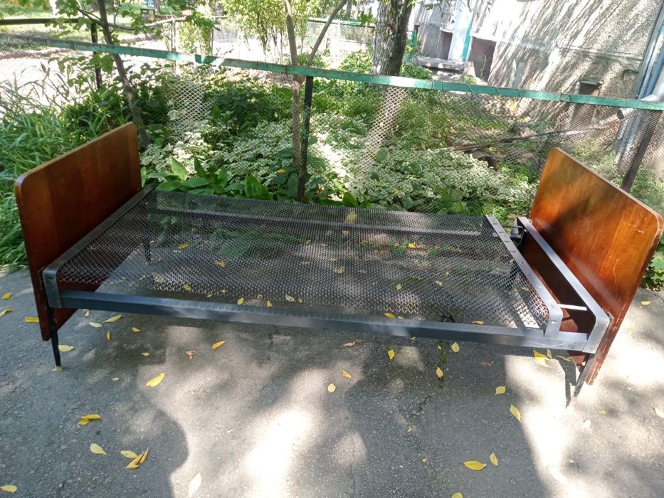 Продам хорошую кровать