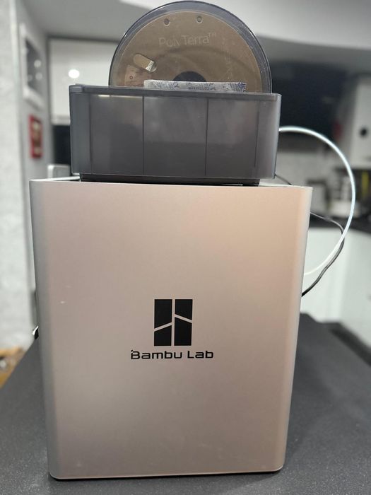 Bambu Lab X1 Carbon + AMS – 197 ore de funcționare