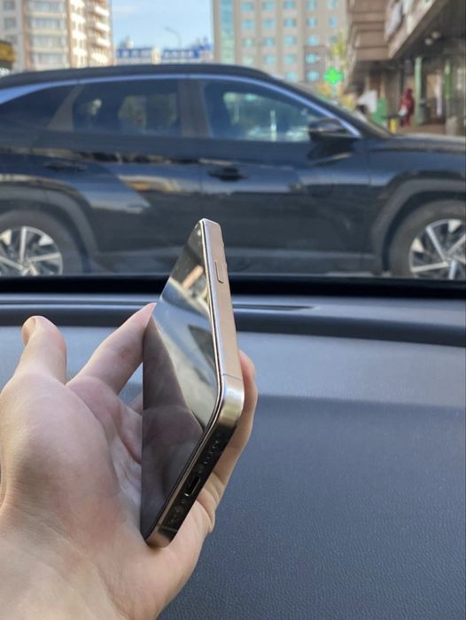 Iphone 15 pro Titanium