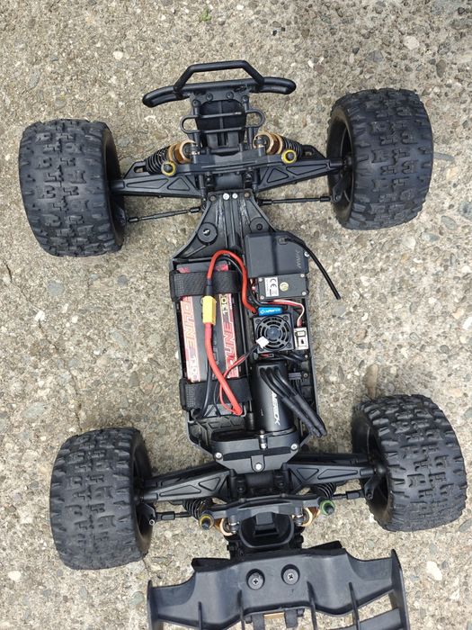 Automodel Maverick Quantum XT Flux(masinuta cu telecomanda)