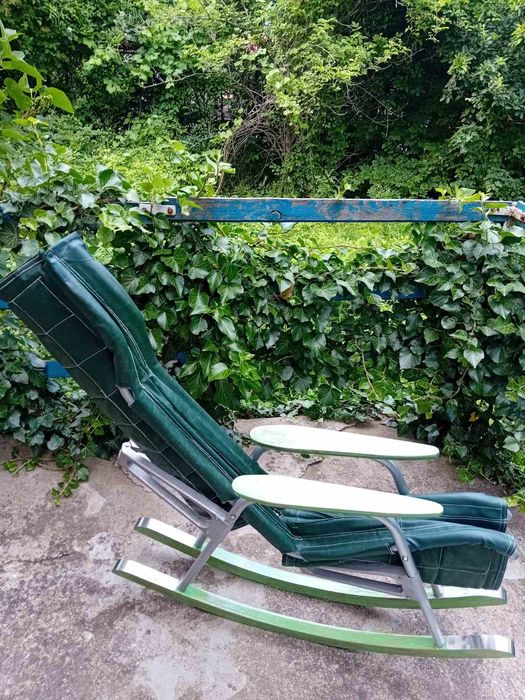 Кожен люлеещ се стол