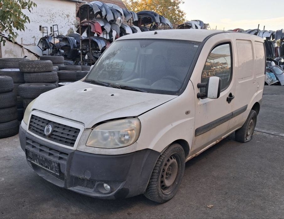 Aripa stanga Fiat Doblo an 2003-2010