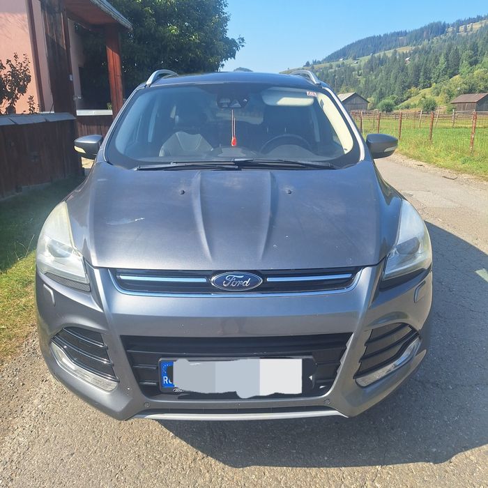 Vând Ford kuga an fabricație 2013