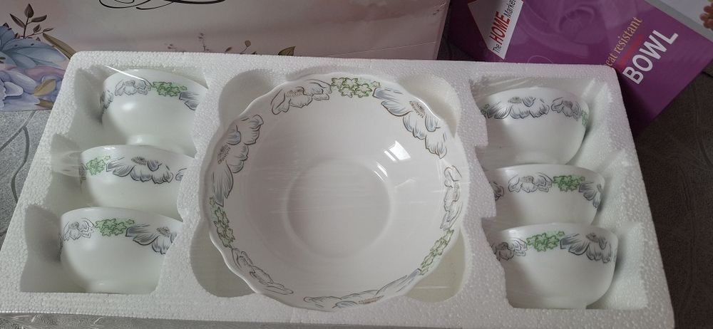 Набор салатниц. Или пиалушек. Вместе с подарочным пакетом