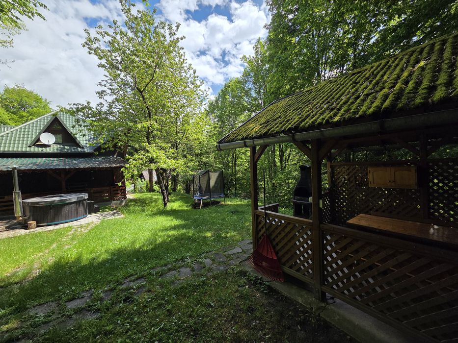 Cabana cu 4 camere la Sovata (ciubar)
