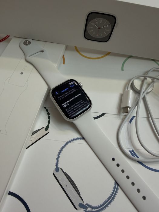 Смарт часы Apple Watch 8 45mm Silver 100%