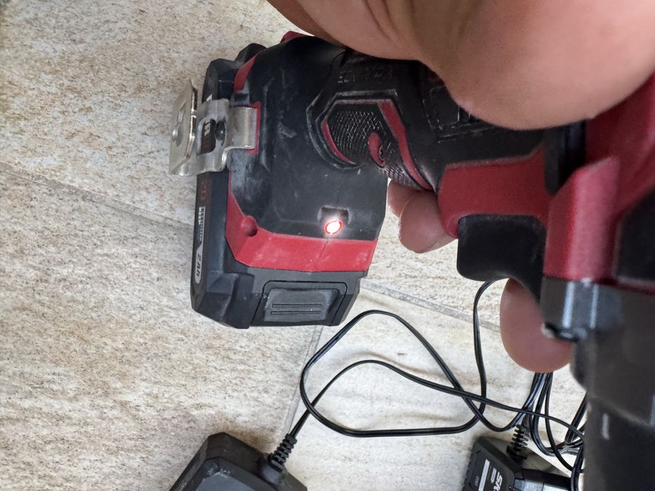 Autofieletanta Skill pe baterie
