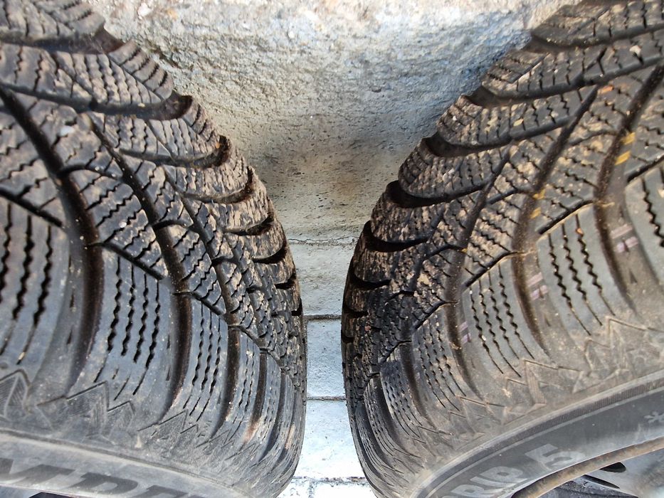 Метални джанти с гуми за Нисан Алмера