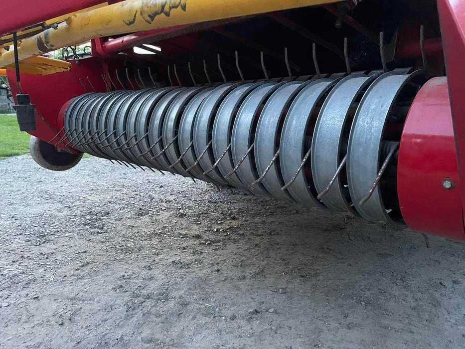 пресс-подборщик из Польши