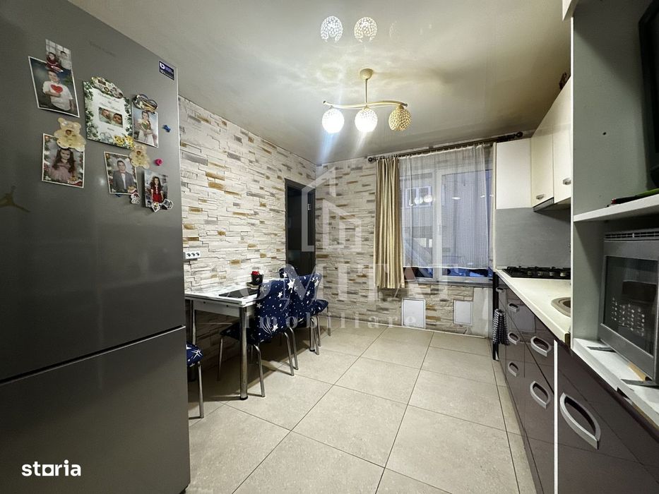 Apartament 2 camere | Loc de parcare | Zona Str Somesului-Floresti