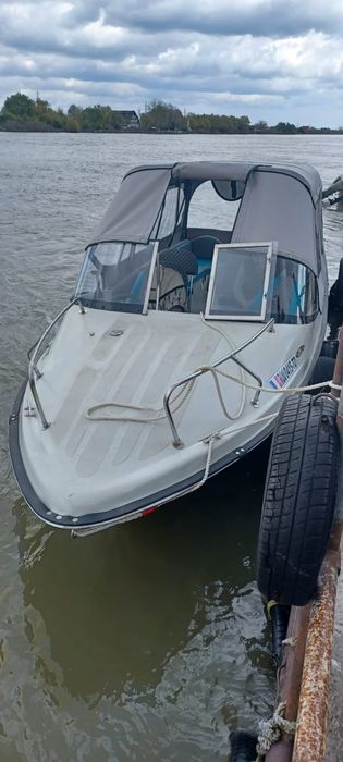 Vând barca Corsar 700Tour