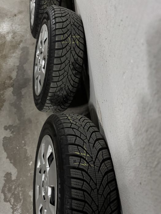 Set 4 roti complete iarna Skoda Citigo/VW Up/Seat Mii