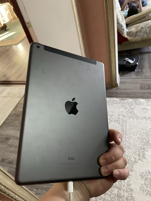 Продам Ipad 9 поколения