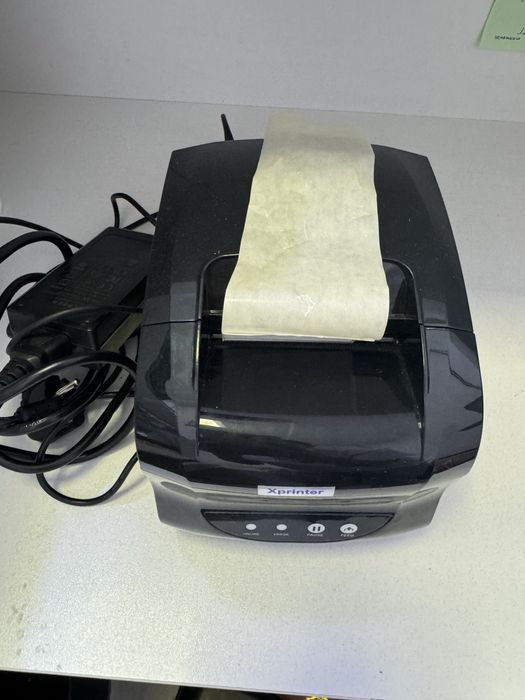 Продаетс принтер для этикеток