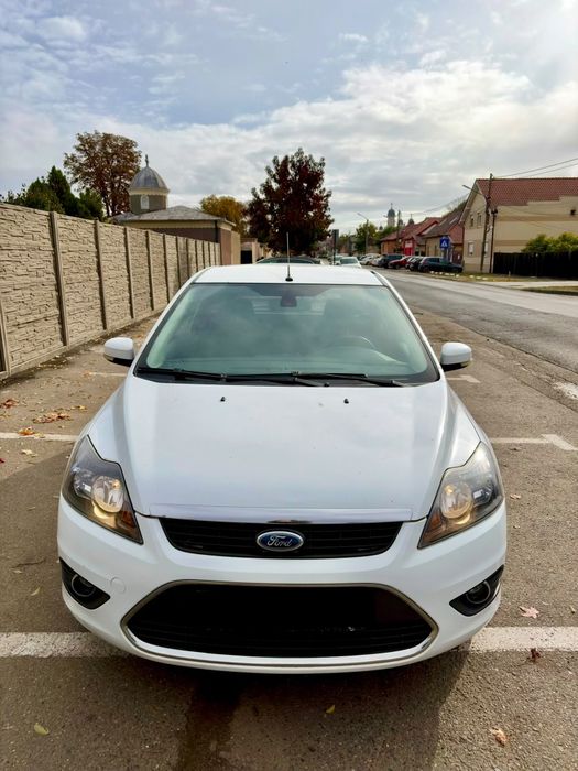 FORD Focus 2010 — imagine 1