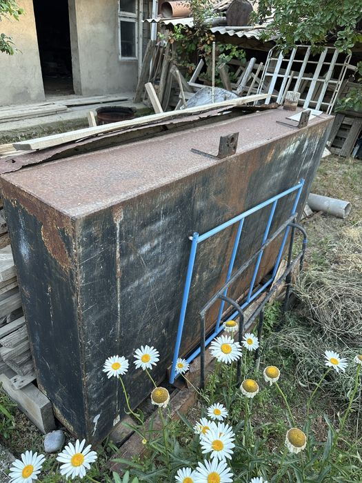 Железная цистерна