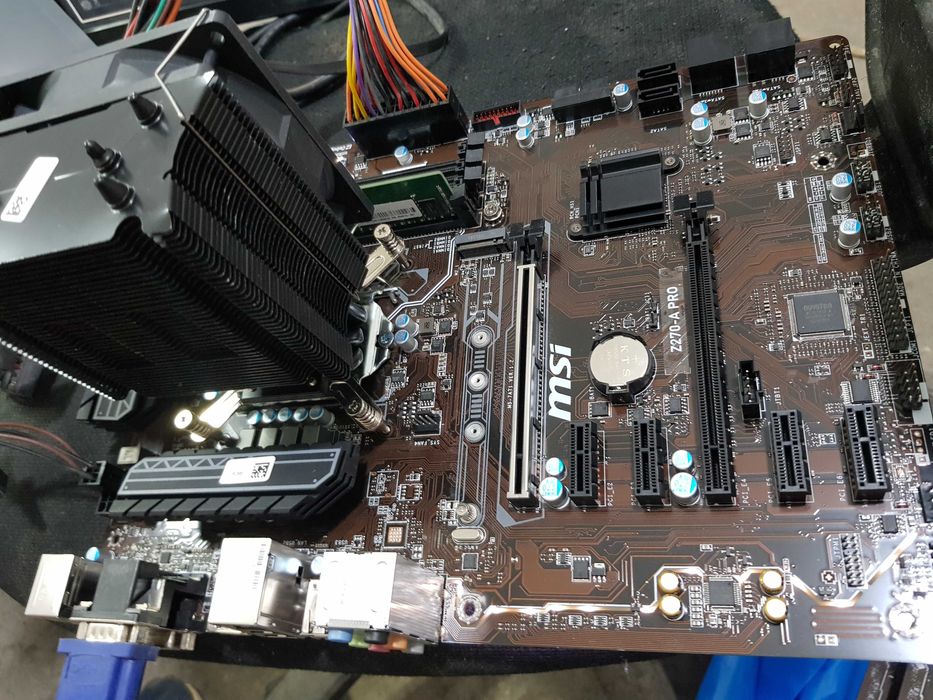 Procesor Intel Core i7-2600 i5-3570 i7-5820K i5-4670 i5-4590T i7-4790S