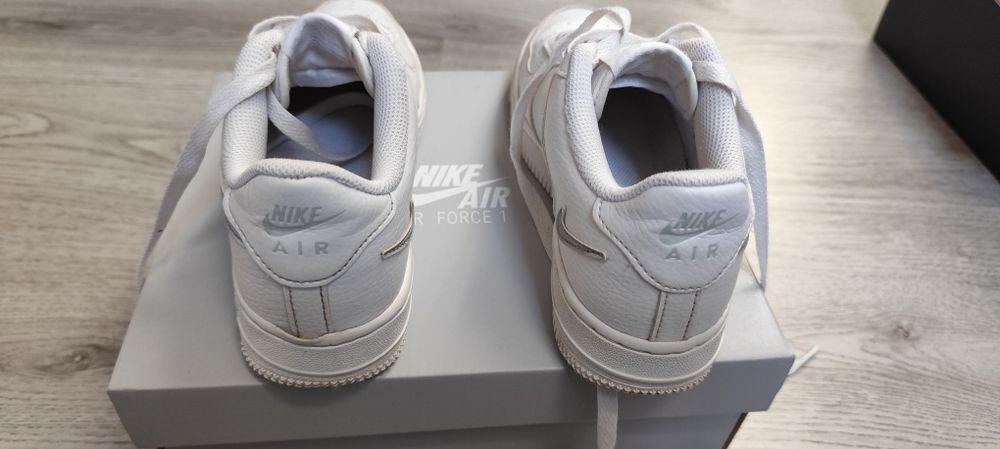 Nike Air Force 1 mărimea 35.5