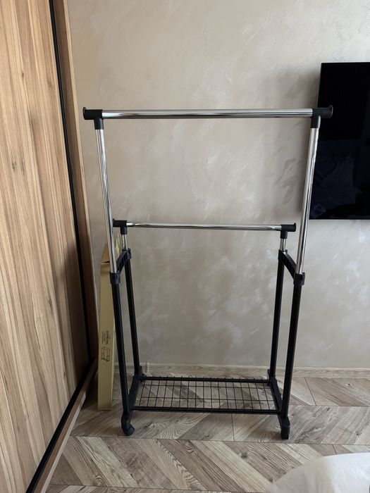 Щендър за дрехи.