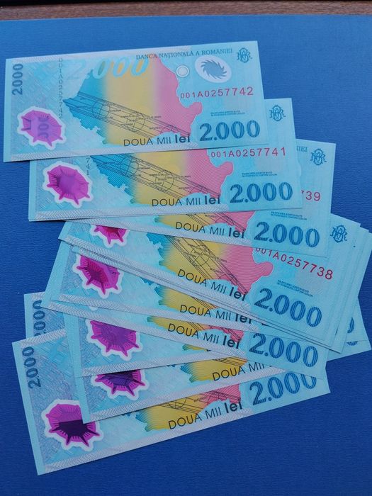 Bancnote unc , 2000 lei cu eclipsa, cu serii consecutive