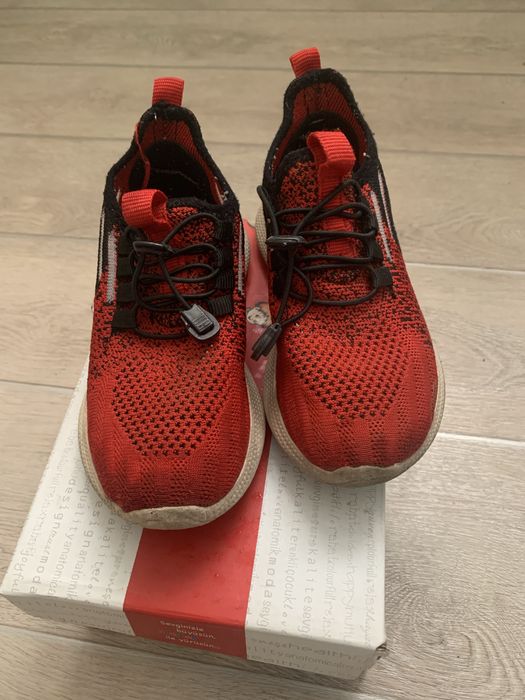 Кроссовки тканевые