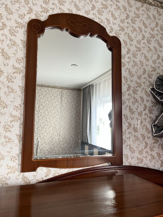 Продам спальный гарнитур