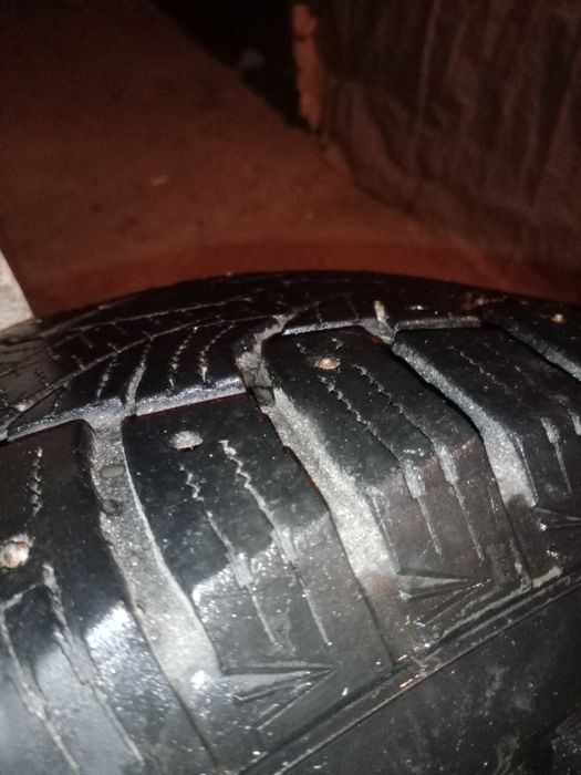 Шины с дисками 235/70/16