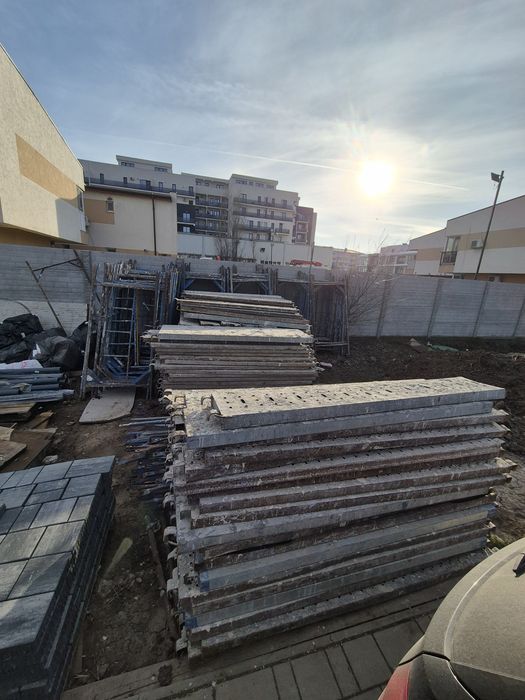 Schela metalica , folosita 660 m²