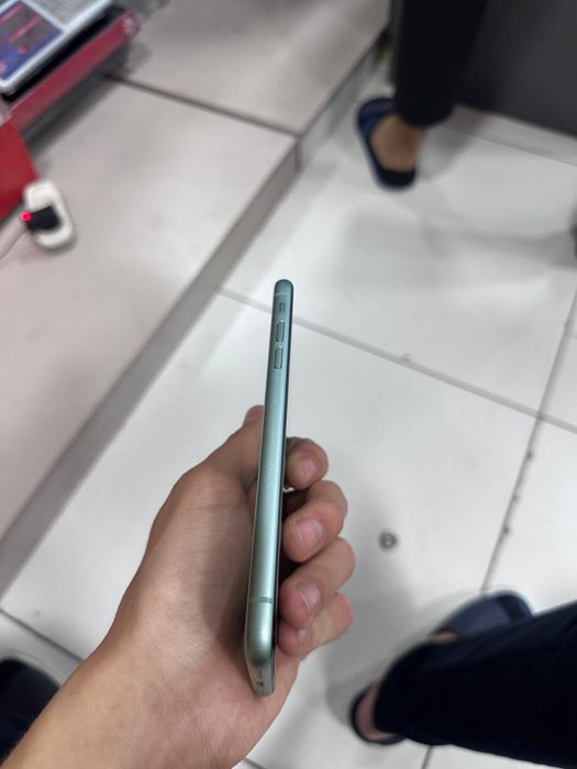 iPhone 11 sotiladi