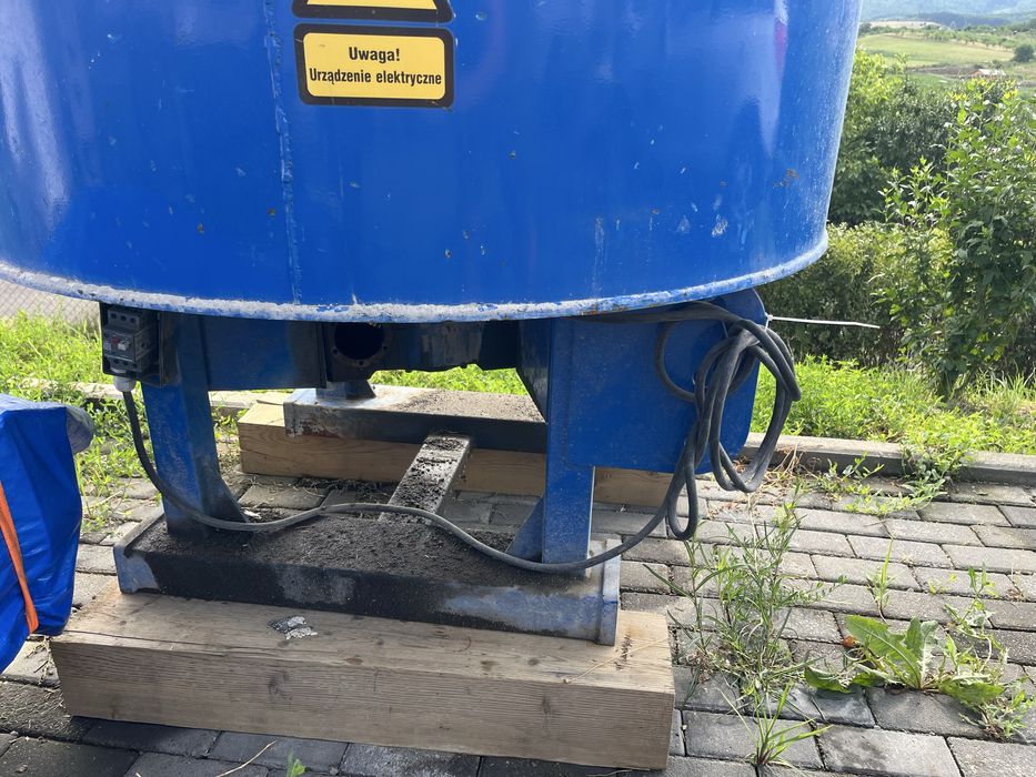 Malaxor beton/cereale/ trifazic motor 5,5kwh capacitate 800l