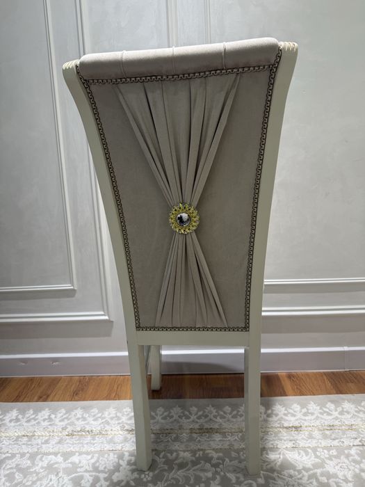 Стол орындықтармен новый