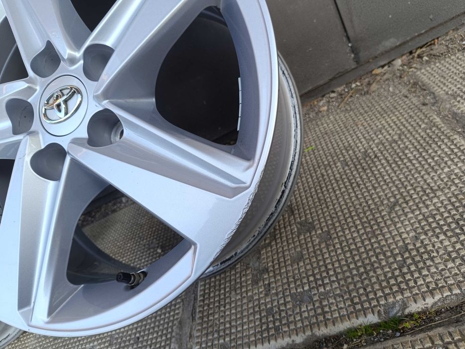 ОРИГИНАЛНИ джанти 16 ' цола 5x114,3 TOYOTA COROLLA AURIS / ТОЙОТА Корола Аурис + датчици