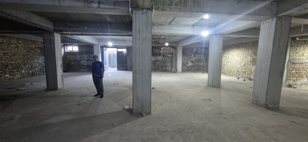 Сдаётся в аренду подвал .350 кв .