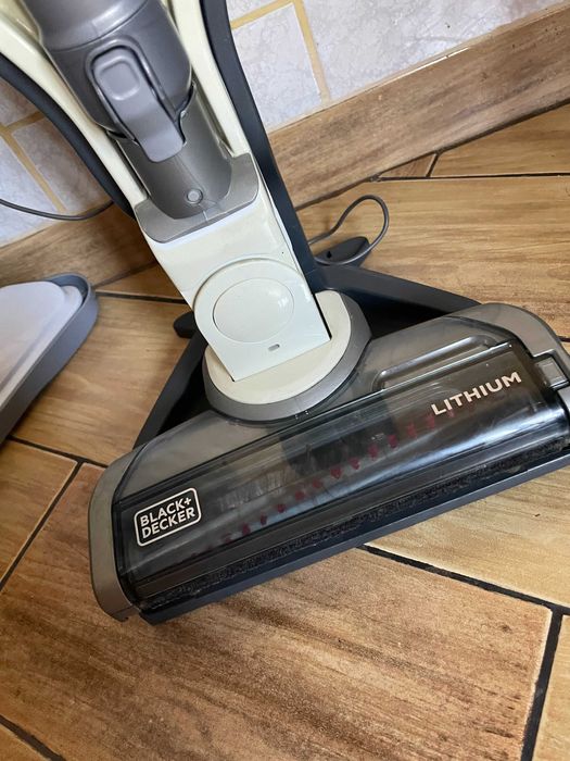 Aspirator fara fir Black+Decker SVFV325 2in1 36VORA(defect acumulator)