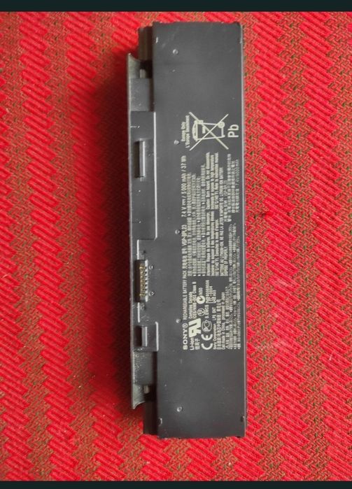 Acumulator de 5000 mAh pentru notebook, minilaptop Sony, în stare perfectă de funcționare.